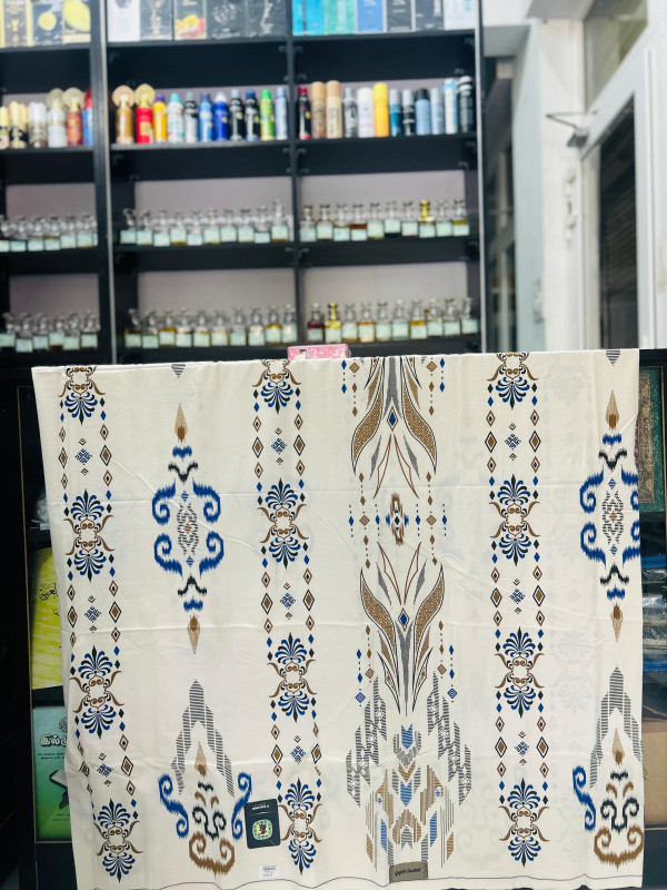 GAJAH DUDUK WHITE PRINTED LUNGI
