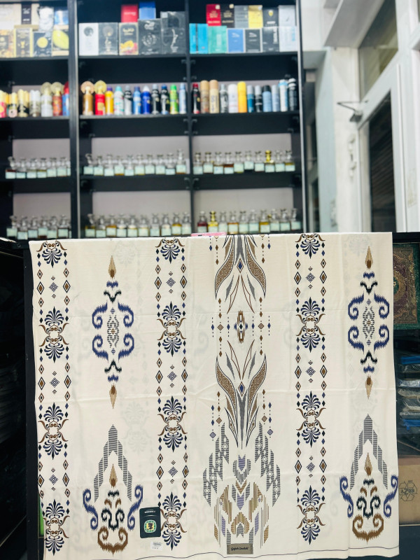 GAJAH DUDUK WHITE PRINTED LUNGI